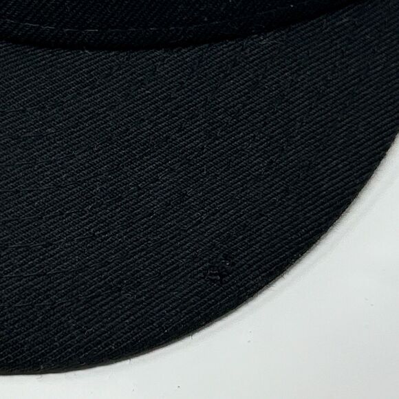 San Diego SD Padres Hat Baseball Cap Fitted 7 5/8 New Era Logo History Black - Picture 8 of 12